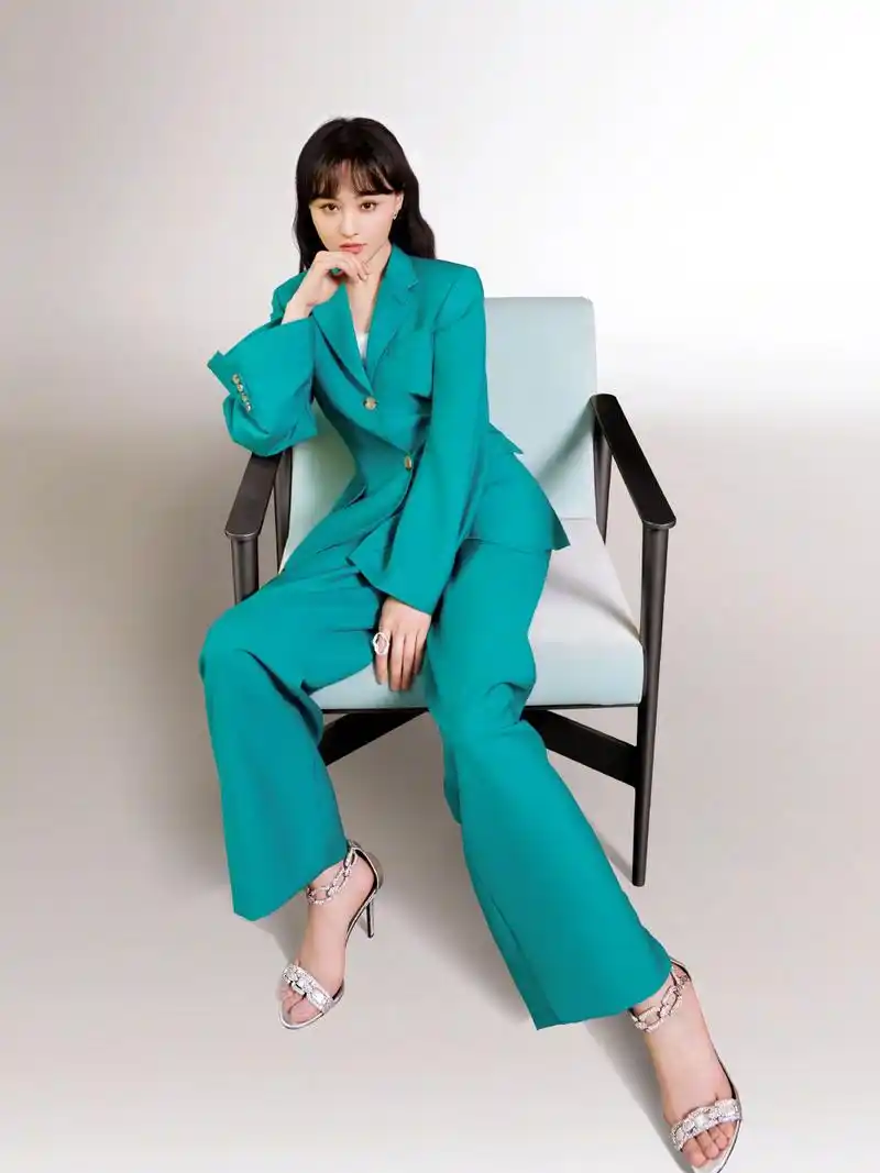 郑爽胡彦斌彻底撕破脸!节目中再提男方遭对方连发三条动态怒怼