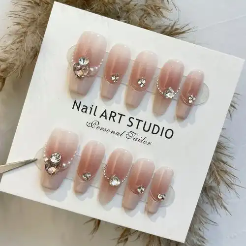 抖音爆款法式珍珠纯手工高级感穿戴精品美甲工厂直发指甲贴片批发
