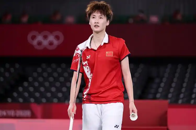 羽毛球陈雨菲为何缺席世锦赛她和主教练这样解释