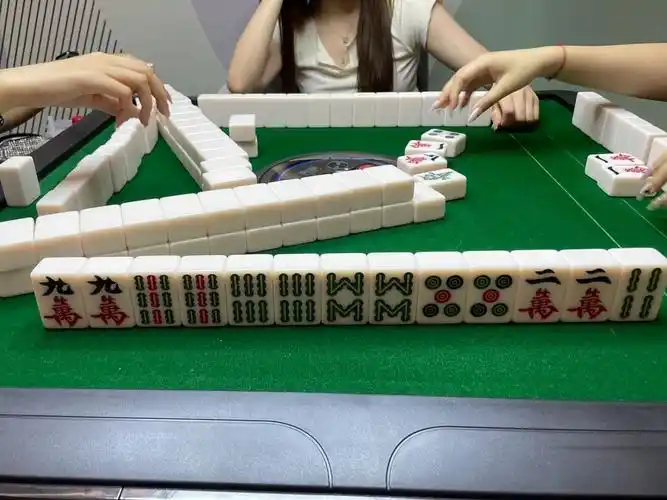 晚上打麻将来小红书迷信一把