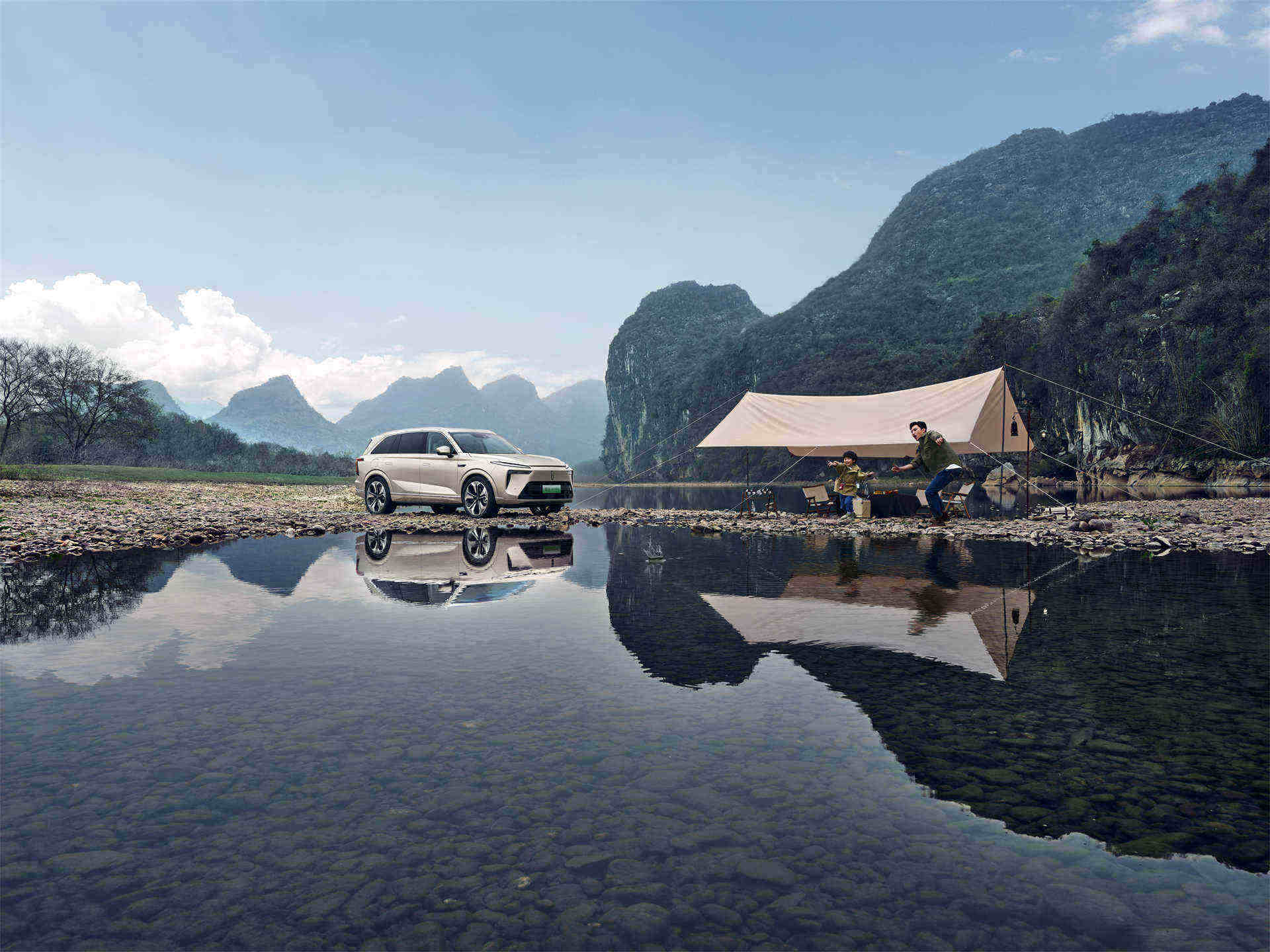 魏牌蓝山DHT-PHEV