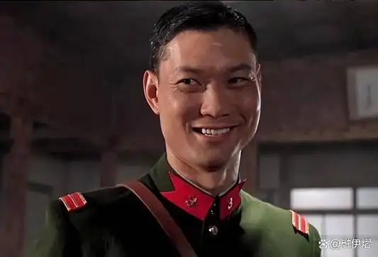 港台功夫明星对比,关德兴91岁辞世最高寿,周比利日子清闲状态好