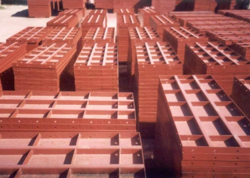 定型组合大钢模板施工工艺要点