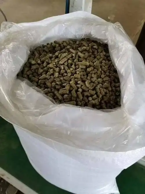 青贮饲料羊草颗粒