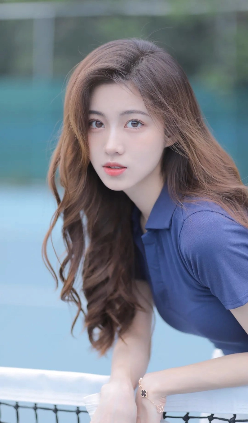 人像:北航校花级美女杨茗茗