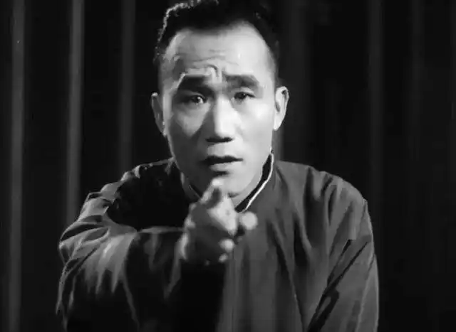 相声界的私房菜侯宝林炸酱面马三立炖牛肉冯巩就爱蔬菜沙拉