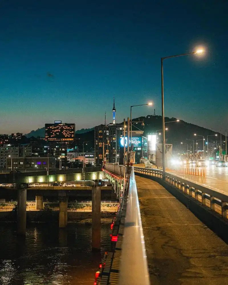 江东大桥,捕捉首尔的浪漫#图文伙伴计划 #抖音图文来了 #旅 - 抖音