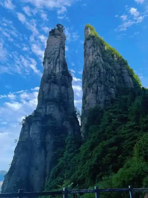 湖北恩施大峡谷旅游5日游多少钱湖北恩施大峡谷旅游5日游报价参考