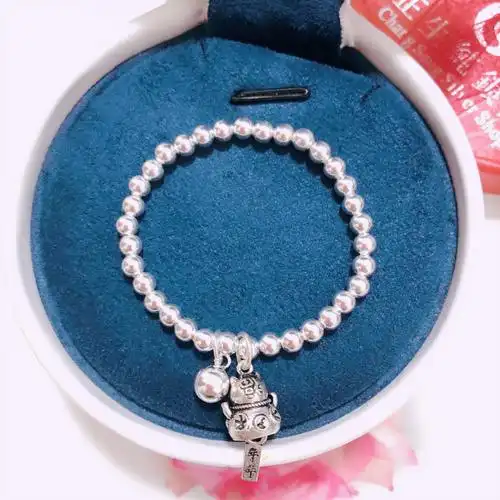 进店购买香港正生银饰总代理