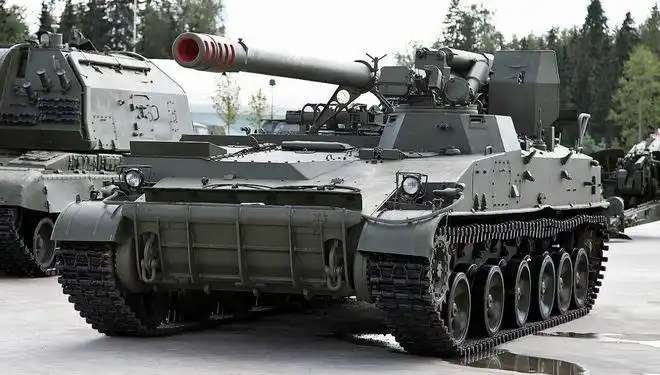 那么这个看起来非常古老的自行火炮还有多大能耐?能否