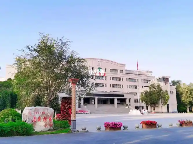 欢迎初三报考乌鲁木齐八一中学