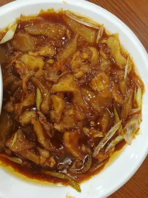 鸿起顺饭庄(食品街总店)