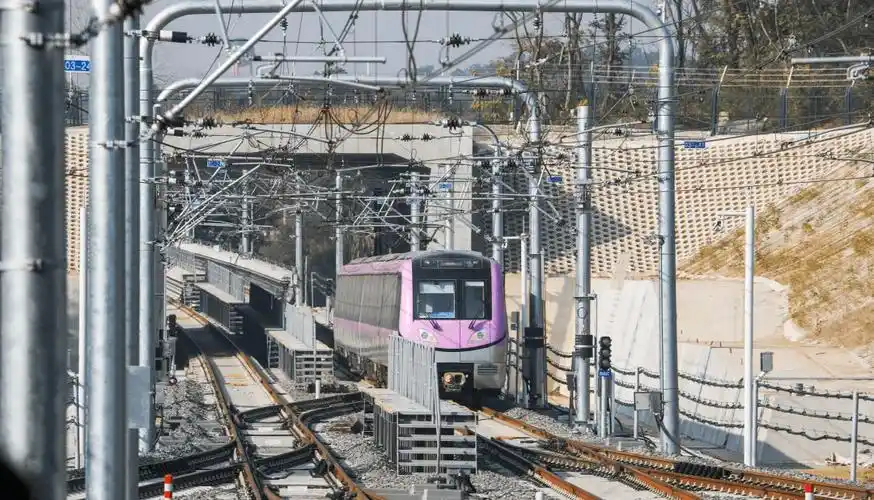 今天中午12时开通s6号线宁句城际2号线西延线