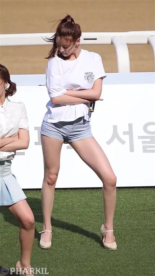 【hellovenus】【权娜拉kwon nara】今天做什么,超高清画质