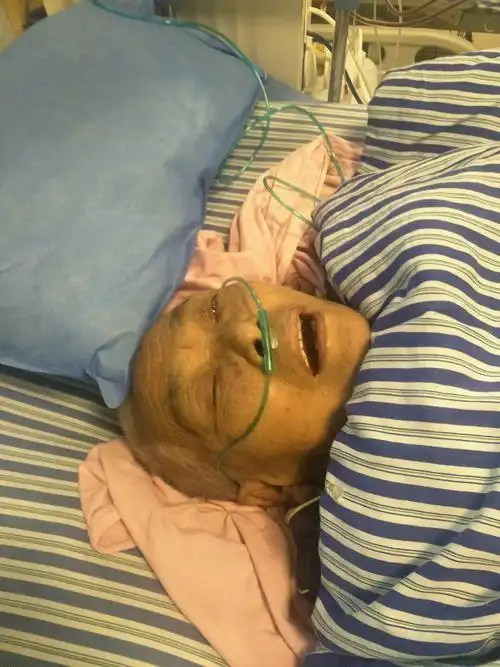 为了医生的荣誉,为了病人家属的信任,干了.