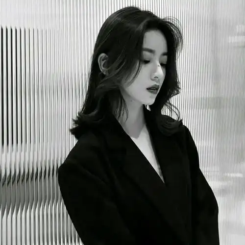 知性名媛_超拽女生头像图片_扣扣居