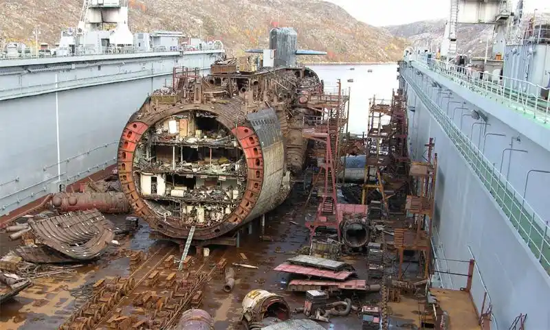 库尔斯克号沉没事件