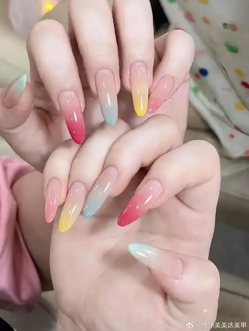 长指甲就是显瘦,小短手必备,美甲短胖手,小仙女可以试水圆甲型,长美甲