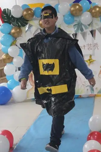 美的邂逅——建大附小五一班2020年元旦百变环保时装秀