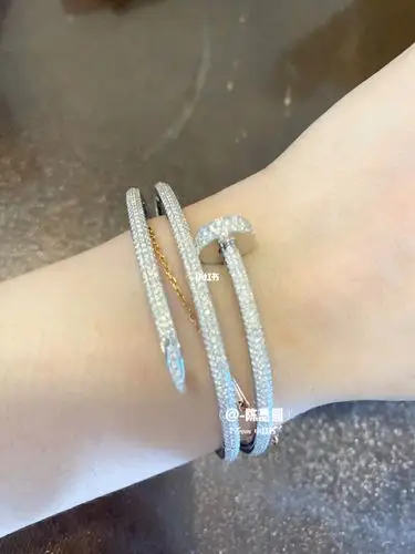 cartier卡地亚三圈钉子满钻手镯