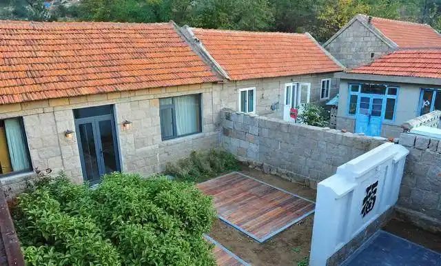 乡村刮起民宿风:农村40年老房子经城里人改造后,主人认不出了!