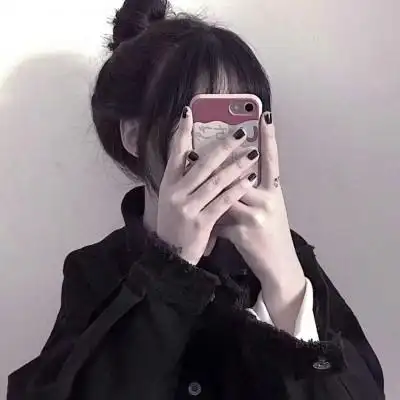 清辞:手机控女头3_女生头像_我要个性网