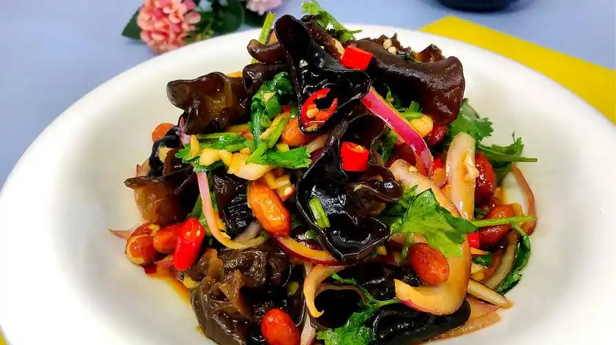 分享六道家常美食的做法,麻辣龙虾尾鲜香入味,简单好上手!