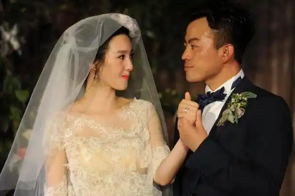 王昱淇在女儿三岁的时候又怀上了二胎,2018年两人又生下了一个男孩