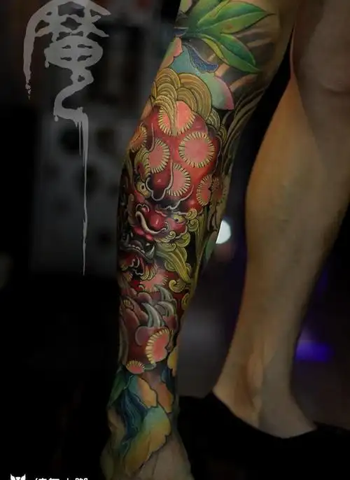 小腿唐狮by孙剑作品_纹身图案手稿图片_孙剑的纹身作品集