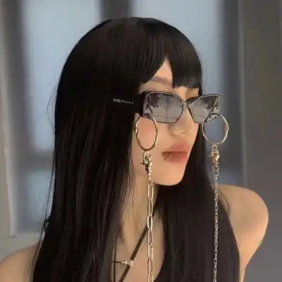 2021最火的欧美头像女霸气图片很火爆