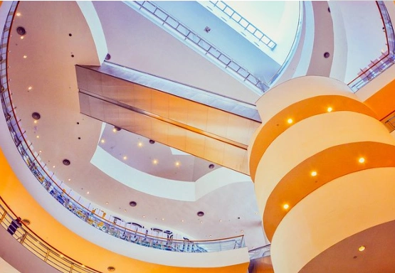 越来越多的人去曼谷旅游,都会去参观这个艺术文化中心