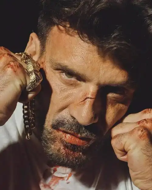 舔屏| 荷尔蒙炸裂的漫威反派_弗兰克·格里罗