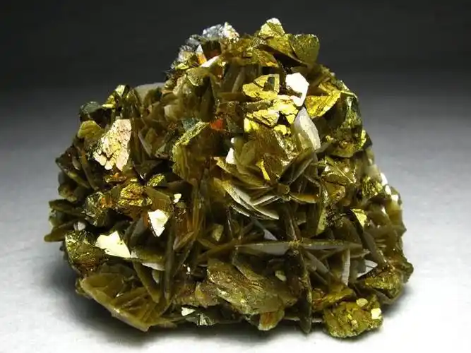 少年游一一菱铁矿