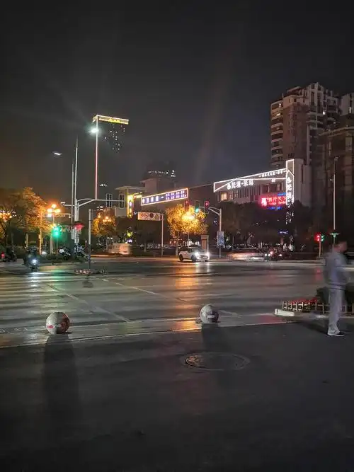 夜色马鞍山景色美丽灯光灿烂五彩缤纷太美了!