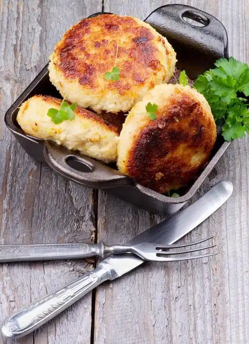 一起逛吃老北京好吃的门钉肉饼