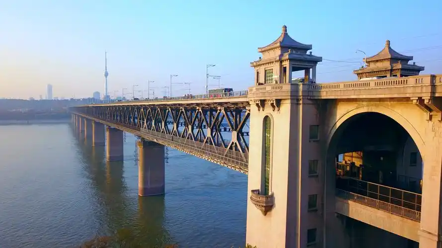 武汉长江大桥出片 - 轻摄影 - 一加手机社区官方论坛