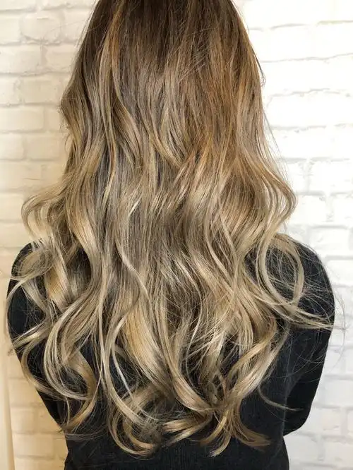 挑染 #金色 #染发 #日本产品#女士剪发 #卷发 #澳大利亚_日本_美容院