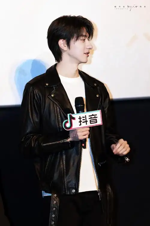 林一别对我动心