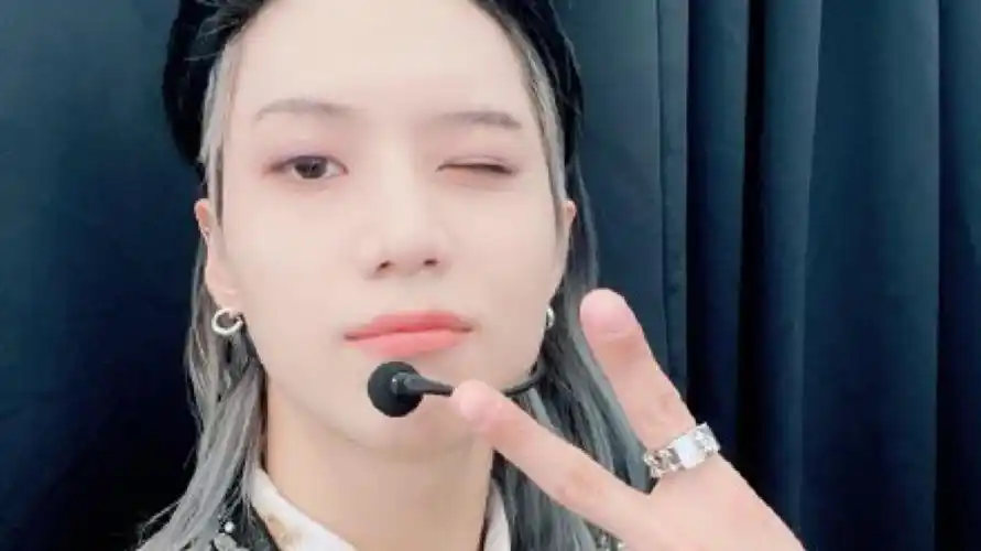 李泰民为何不考虑和性感热情的金希澈女友momo恋爱?