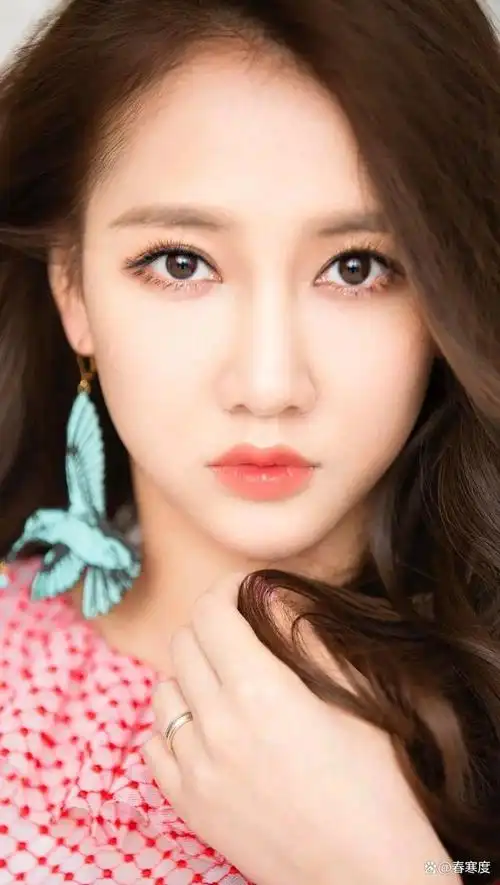 讲真这谁顶得住啊人间极品弦子写真赏