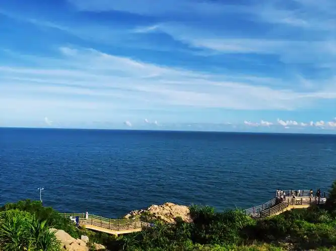 亚洲大陆架唯一的海龟产卵地惠州海龟湾这海边栈道也太美了吧