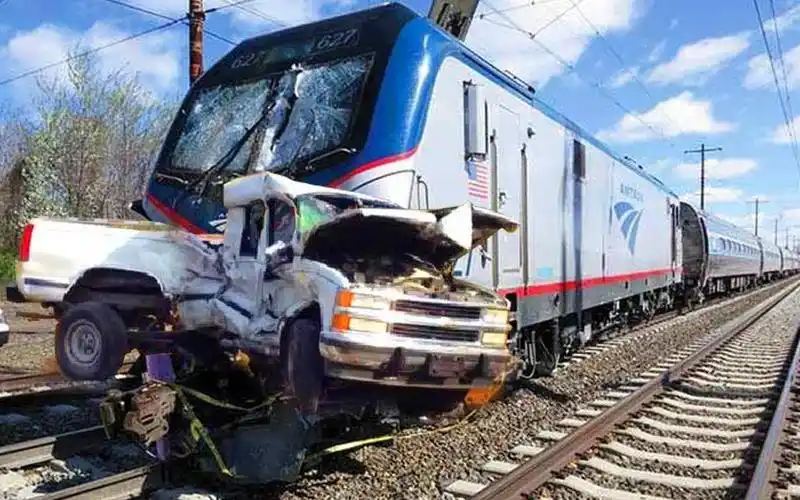 火车车祸合集trainfails