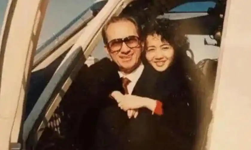 赌王二房蓝琼缨去世14岁嫁赌王为上位狂生活成最大赢家