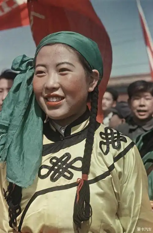 >                                    1949-1950年的红色中国人