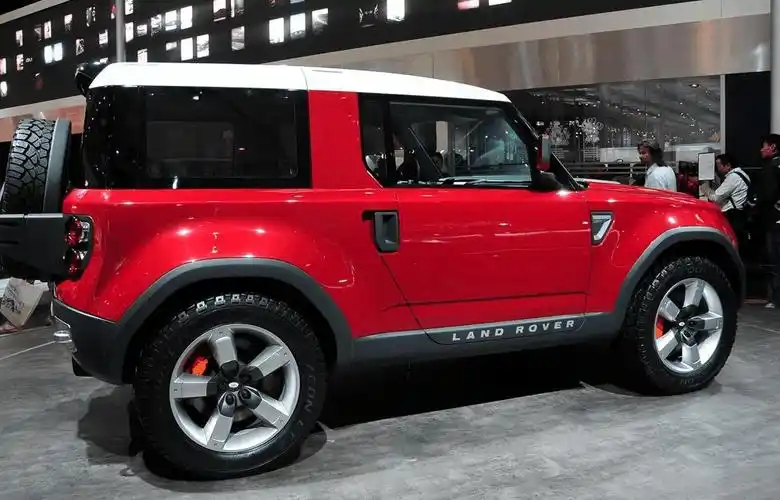 路虎首款小型suv来了标配22寸大脚这价格上班族也买得起