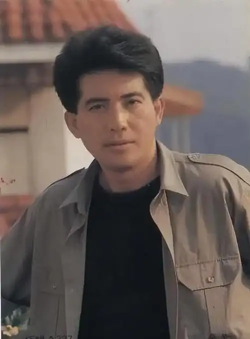 "消失"3年,77岁秦汉近况:须发皆白,错过林青霞后一直未婚_腾讯新闻