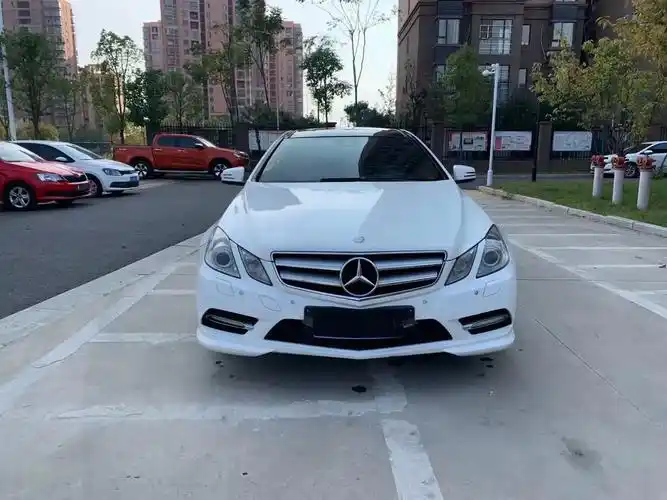 13年奔驰e200轿跑!1.8t手自一体!53万多那一款!纯 - 抖音