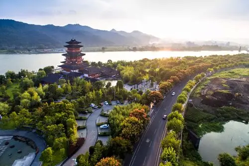 丽水秋景 雷宁 摄.jpg