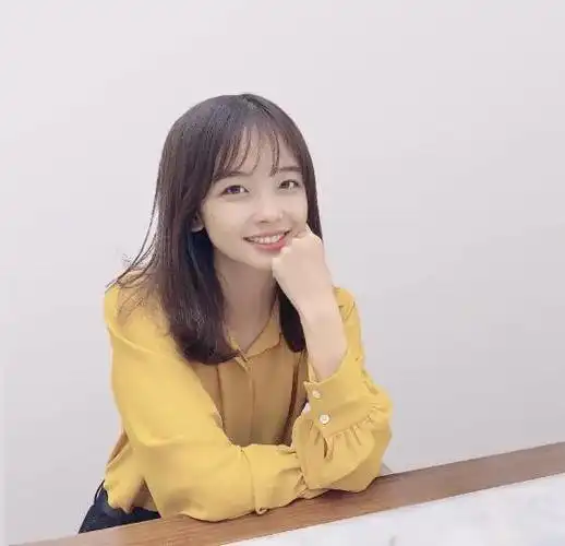 源自网络侵权删女生头像王冰冰头像