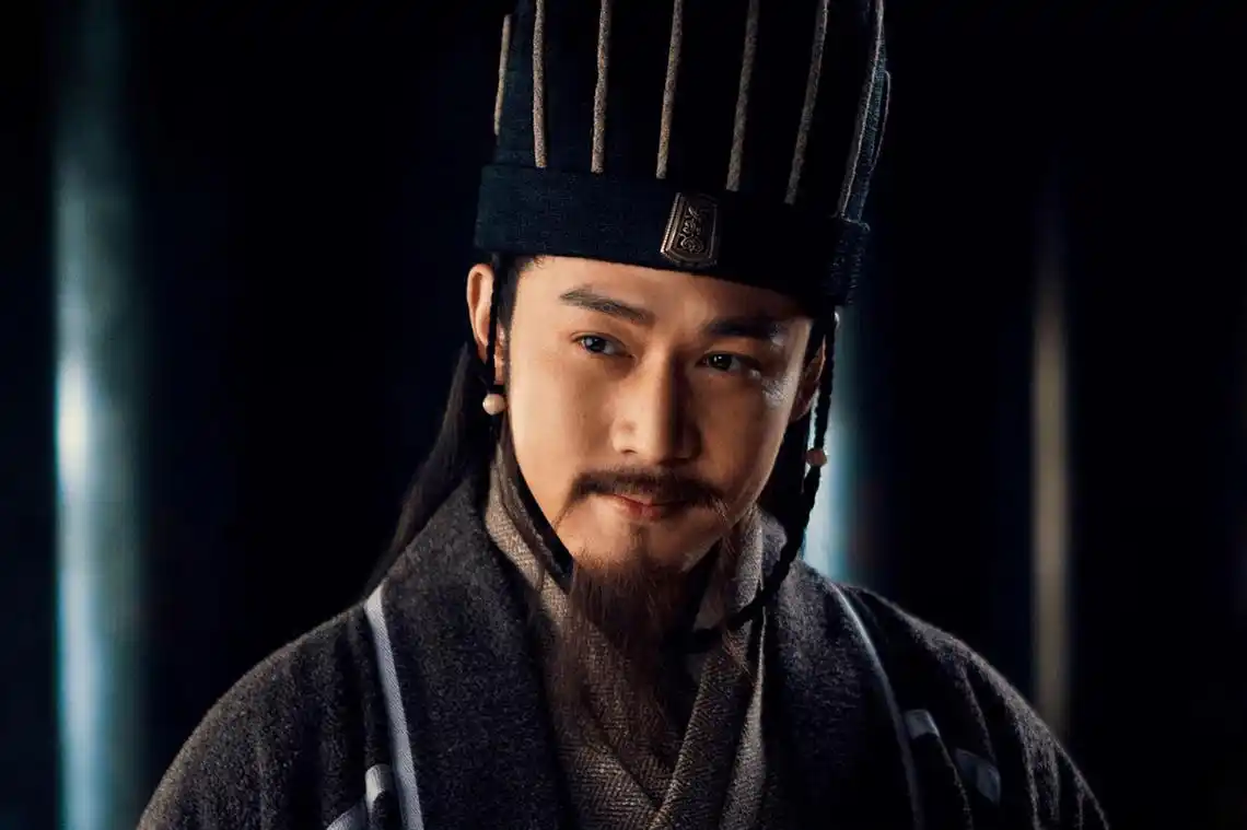 刘备得卧龙凤雏为何不能一统天下?你看看庞统临死之前说了什么